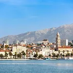Apartamento Bacvice - 2 Bedroom , Terrace,3 Air Conditioners, Parking,elevator 3 Minutes To The *