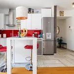Bacvice - 2 Bedroom , Terrace,3 Air Conditioners, Parking,elevator 3 Minutes To The