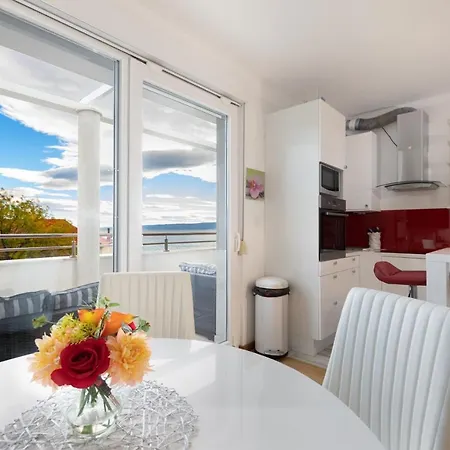 Marina Lux Appartement *