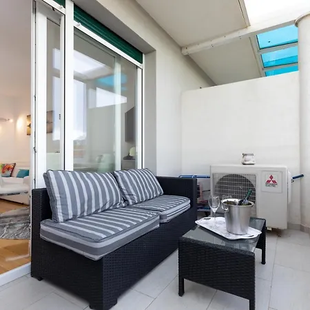 Bacvice - 2 Bedroom , Terrace,3 Air Conditioners, Parking,elevator 3 Minutes To The *