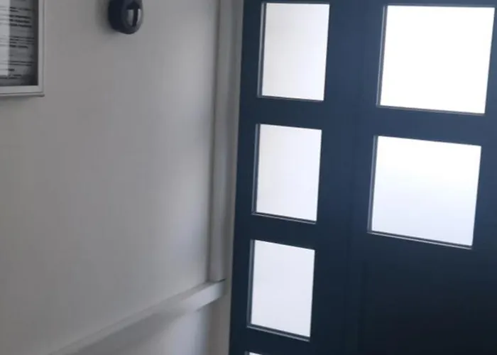 Bacvice, Sa 2 Spavace Sobe,3 Klima Uredaja, Terrace, Parking,lift , 2 Min Do Plaze ספליט